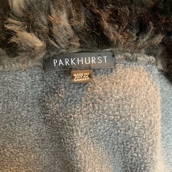 Vintage Parkhurst Fleece Cape with Fur Neckline and  Cuffs - Picture 3 of 5